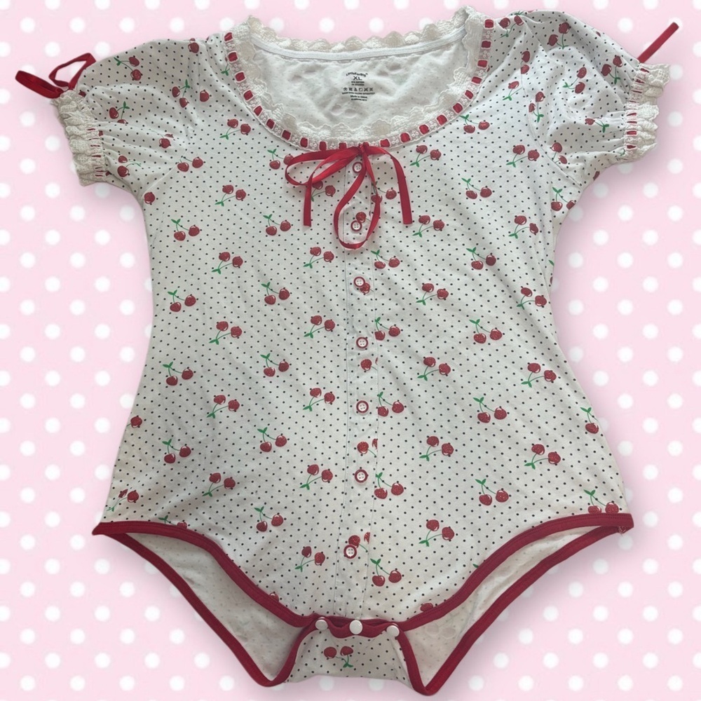 adorable cherry print bodysuit 🍒🎀​​